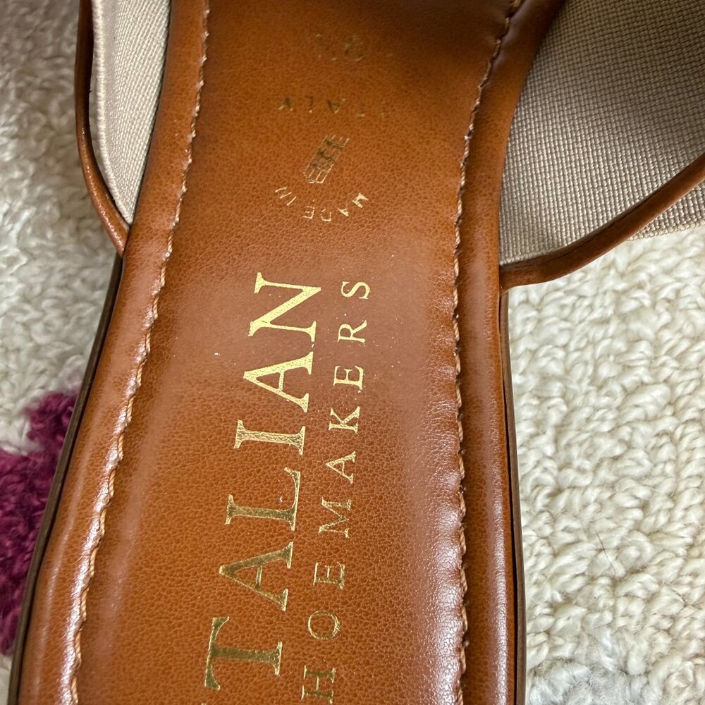 Italian Shoemakers Selah Thong Neutral/Tan Sandal - Size - Women's 9.5 - Picture 3 of 6